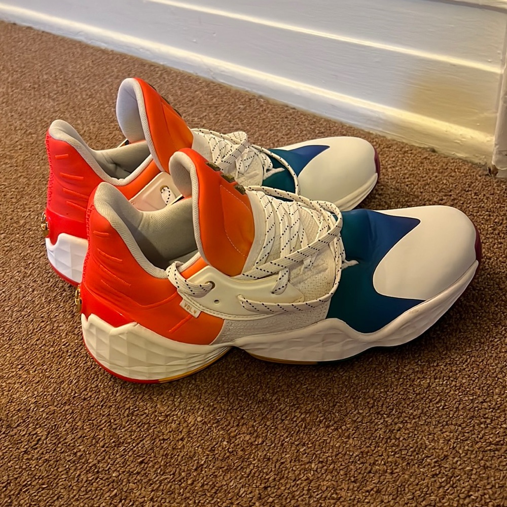 Adidas “love unites” sneakers. Size 10.5